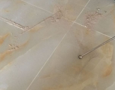 鄂城瓷砖空鼓维修公司分享粘合剂选择不当在瓷砖铺贴过程中可能导致以下问题